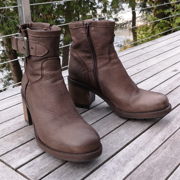 Joy Wendel leather ankle boots - Picture 2 of 16